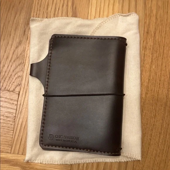 Chic Sparrow Pocket TN Notebook | Bella Cascade | Smooth Rich Brown - Picture 3 of 4